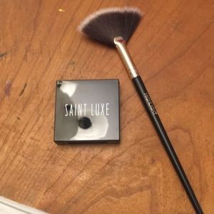 ✅2 for $25✅BNWOT Highlighter and Brush Duo